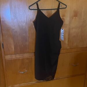 Almost Famous Black Midi Dress